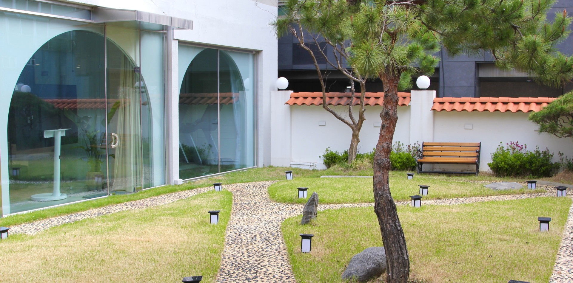 미디에이터교회